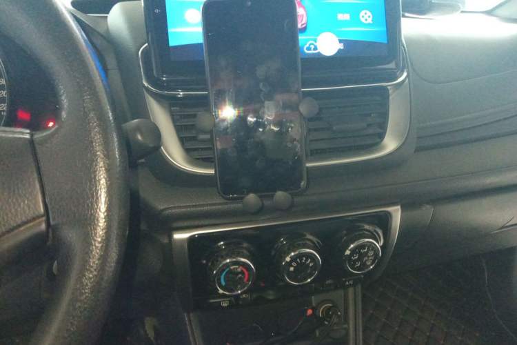 Used Toyota YARiS L Zhi Xiang 2020 1.5L CVT Leading Edition Audio And AC Panel