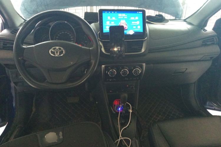 Used Toyota YARiS L Zhi Xiang 2020 1.5L CVT Leading Edition Center Console