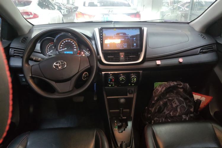 Used Toyota YARiS L Zhi Xiang 2020 1.5L CVT Leading Edition Center Console