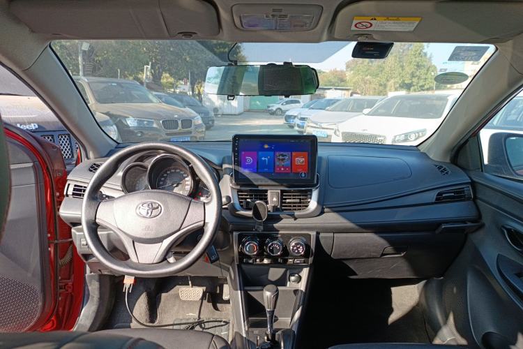 Used Toyota YARiS L Zhi Xiang 2020 1.5L CVT Leading Edition Center Console