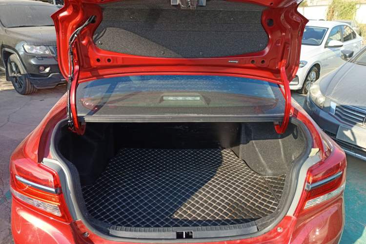 Used Toyota YARiS L Zhi Xiang 2020 1.5L CVT Leading Edition Trunk