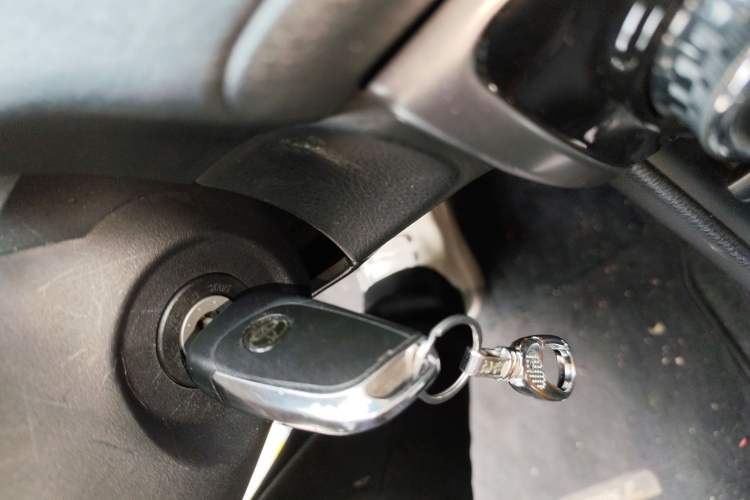 Used Toyota YARiS L Zhi Xiang 2020 1.5L CVT Leading Edition Vehicle Key