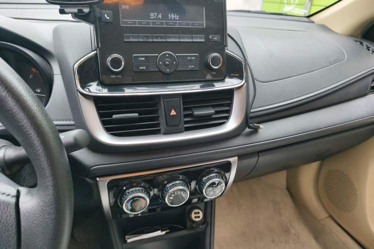 Used Toyota YARiS L Zhi Xiang 2020 1.5L CVT Leading Edition Audio And AC Panel