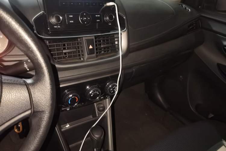 Used Toyota YARiS L Zhi Xiang 2020 1.5L CVT Leading Edition Audio And AC Panel