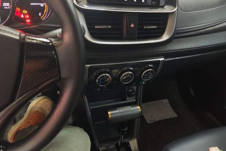 Used Toyota YARiS L Zhi Xiang 2020 1.5L CVT Tech Edition Audio And AC Panel