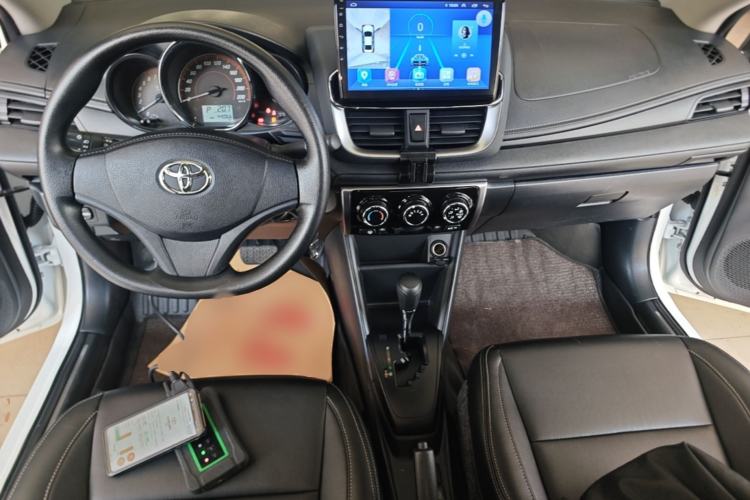 Used Toyota YARiS L Zhi Xiang 2020 1.5L CVT Leading Edition Center Console