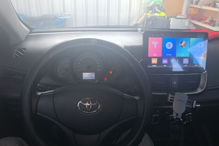 Used Toyota YARiS L Zhi Xiang 2020 1.5L CVT Leading Edition Center Console