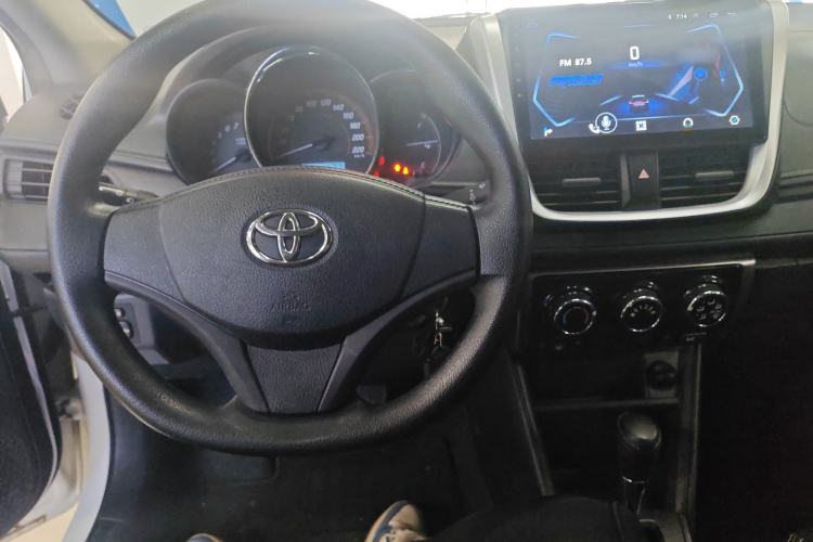 Used Toyota YARiS L Zhi Xiang 2020 1.5L CVT Leading Edition Center Console