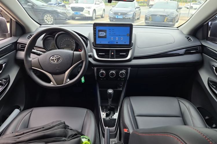 Used Toyota YARiS L Zhi Xiang 2020 1.5L CVT Luxury Edition Center Console