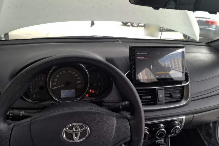 Used Toyota YARiS L Zhi Xiang 2020 1.5L CVT Leading Edition Center Console