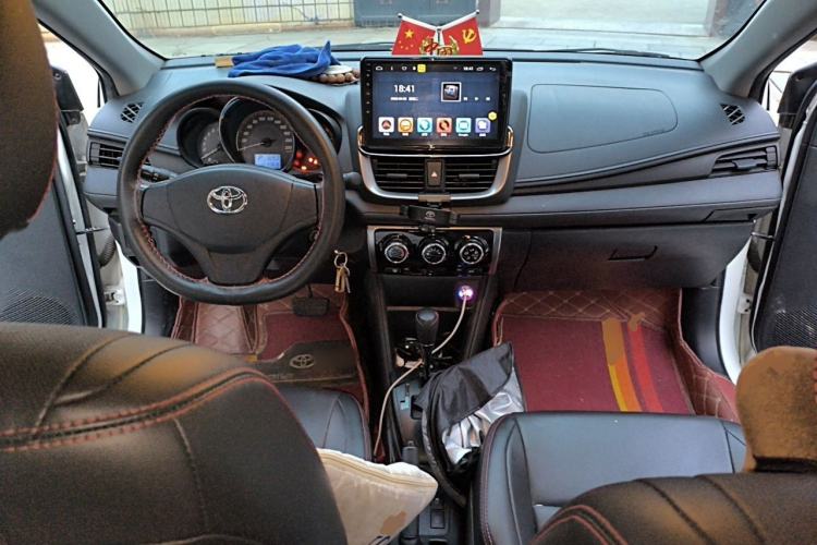 Used Toyota YARiS L Zhi Xiang 2020 1.5L CVT Leading Edition Center Console