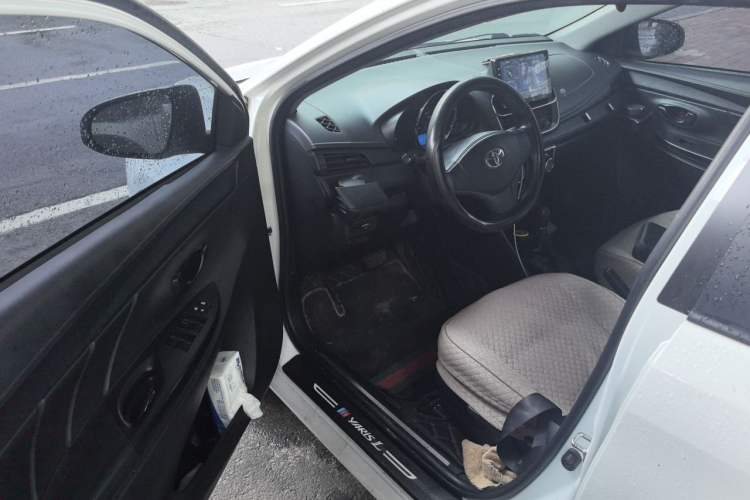 Used Toyota YARiS L Zhi Xiang 2020 1.5L CVT Leading Edition Driver Seat