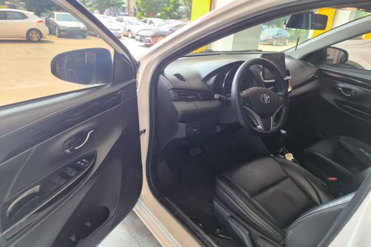 Used Toyota YARiS L Zhi Xiang 2020 1.5L CVT Luxury Edition Driver Seat