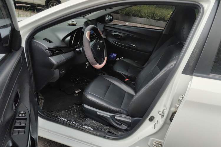 Used Toyota YARiS L Zhi Xiang 2020 1.5L CVT Leading Edition Driver Seat