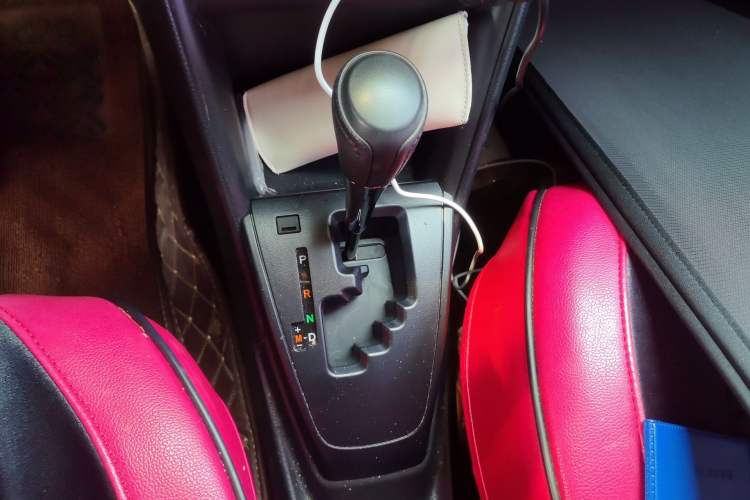Used Toyota YARiS L Zhi Xiang 2020 1.5L CVT Leading Edition Gear Lever