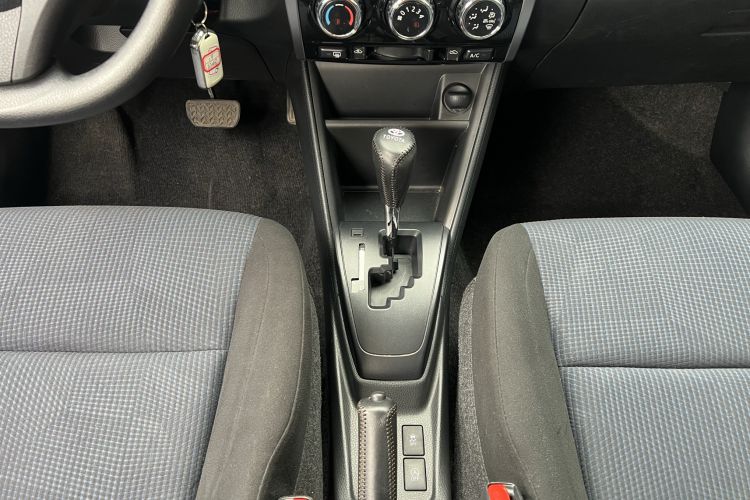 Used Toyota YARiS L Zhi Xiang 2020 1.5L CVT Leading Edition Gear Lever