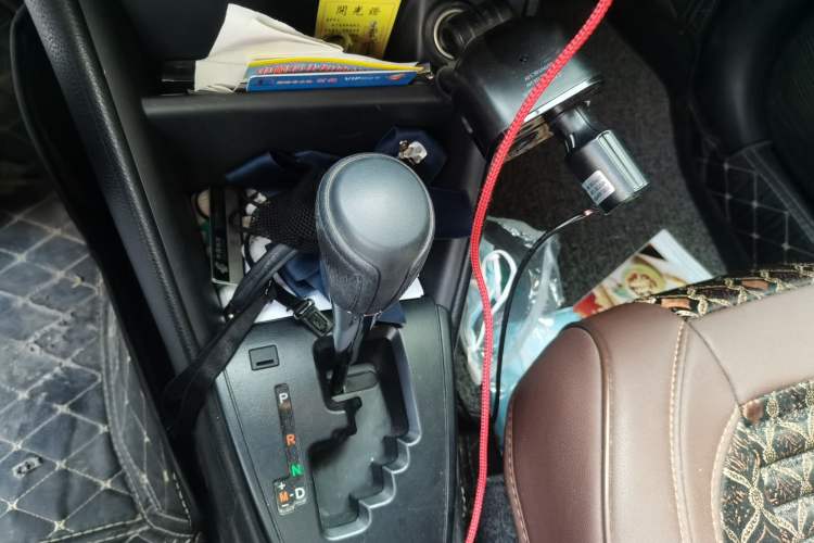 Used Toyota YARiS L Zhi Xiang 2020 1.5L CVT Leading Edition Gear Lever