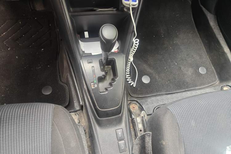Used Toyota YARiS L Zhi Xiang 2020 1.5L CVT Leading Edition Gear Lever