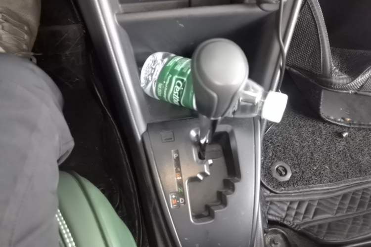 Used Toyota YARiS L Zhi Xiang 2020 1.5L CVT Leading Edition Gear Lever