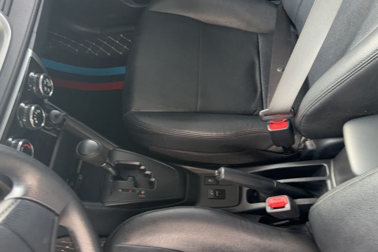 Used Toyota YARiS L Zhi Xiang 2020 1.5L CVT Leading Edition Interior 2