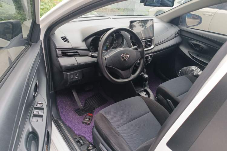 Used Toyota YARiS L Zhi Xiang 2020 1.5L CVT Leading Edition Interior 3