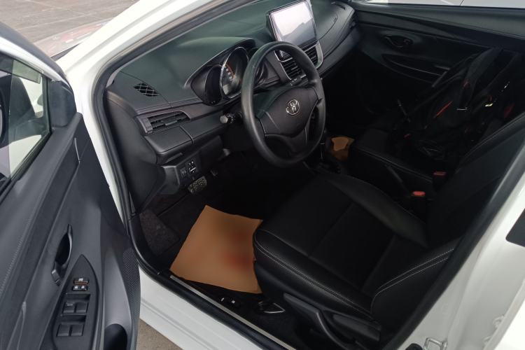 Used Toyota YARiS L Zhi Xiang 2020 1.5L CVT Leading Edition Interior 3