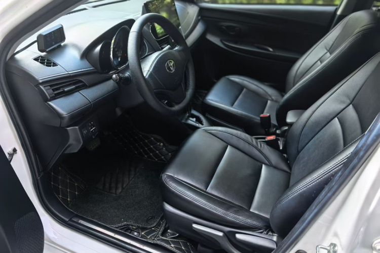 Used Toyota YARiS L Zhi Xiang 2020 1.5L CVT Leading Edition Interior 3