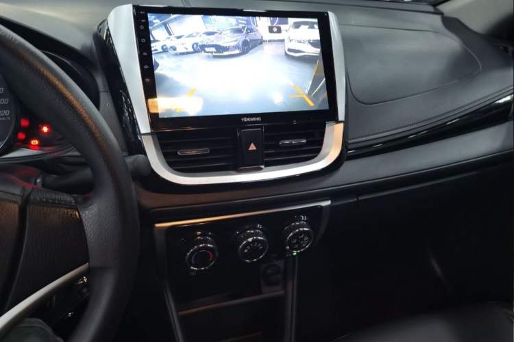 Used Toyota YARiS L Zhi Xiang 2020 1.5L CVT Luxury Edition Interior 3