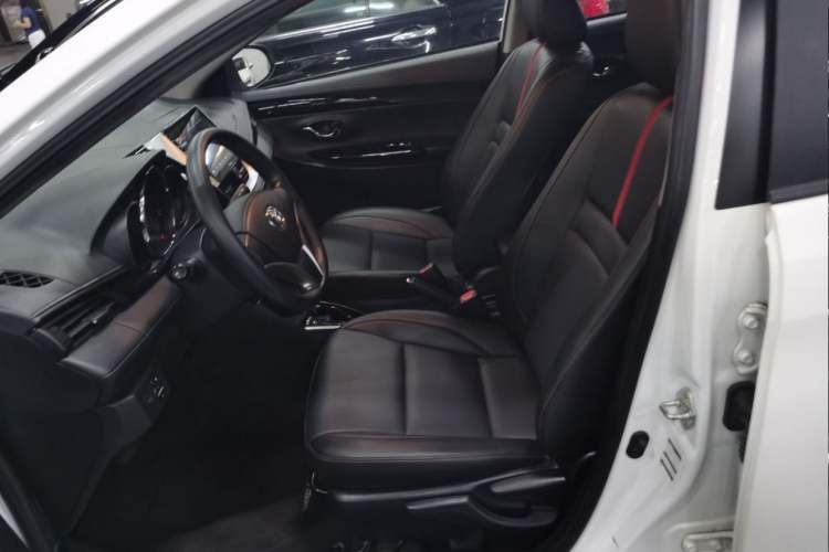 Used Toyota YARiS L Zhi Xiang 2020 1.5L CVT Luxury Edition Interior 4