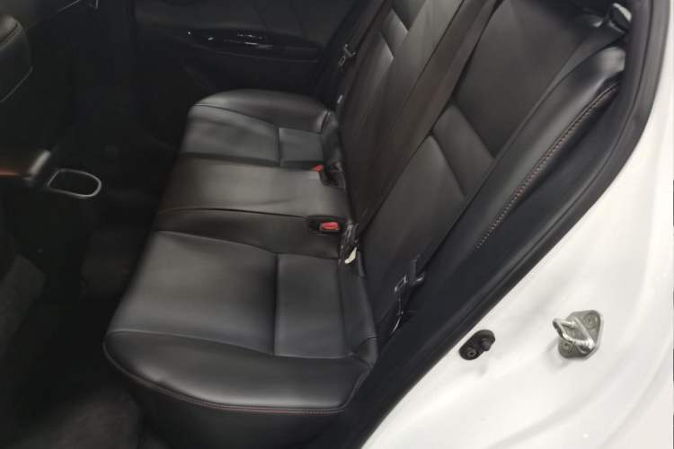 Used Toyota YARiS L Zhi Xiang 2020 1.5L CVT Luxury Edition Interior 6