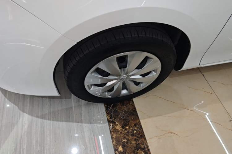 Used Toyota YARiS L Zhi Xiang 2020 1.5L CVT Leading Edition Left Front Wheel Hub