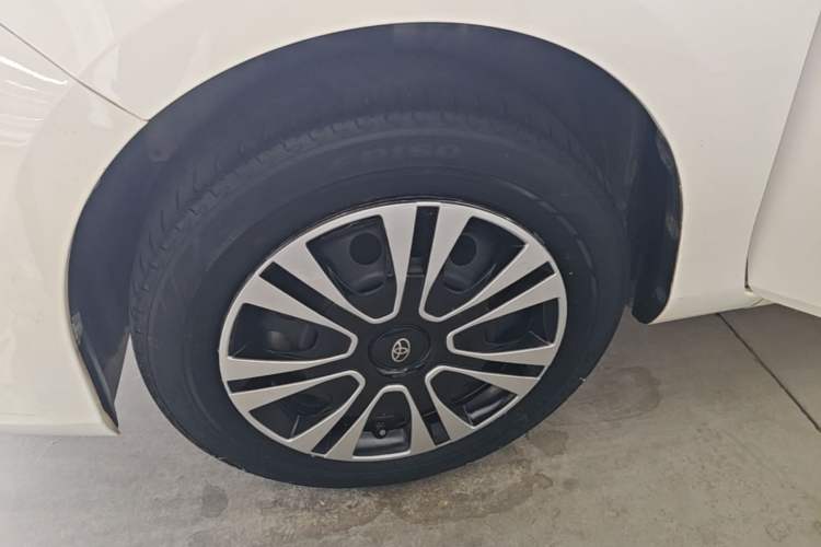 Used Toyota YARiS L Zhi Xiang 2020 1.5L CVT Leading Edition Left Front Wheel Hub