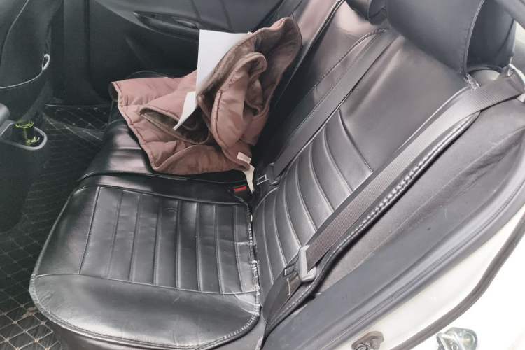 Used Toyota YARiS L Zhi Xiang 2020 1.5L CVT Leading Edition Left Rear Seat