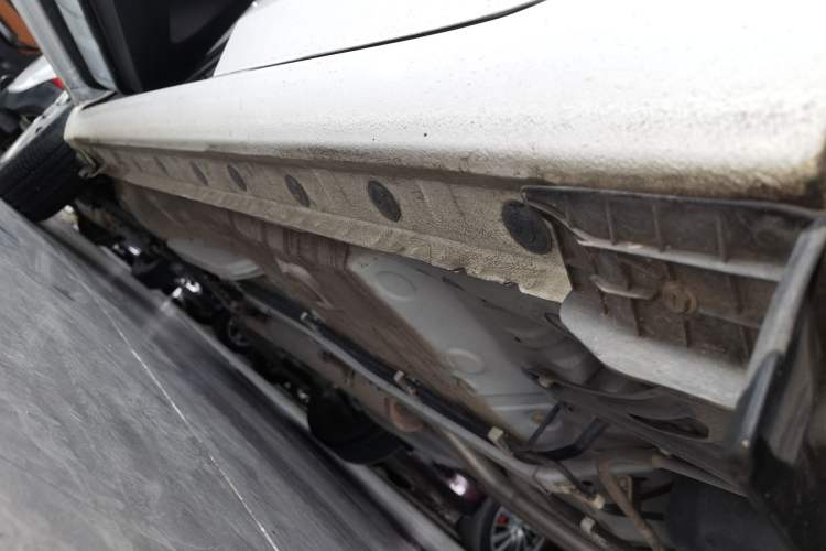 Used Toyota YARiS L Zhi Xiang 2020 1.5L CVT Leading Edition Left Side Sill