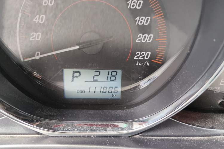 Used Toyota YARiS L Zhi Xiang 2020 1.5L CVT Leading Edition Odometer Close Up