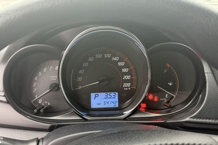 Used Toyota YARiS L Zhi Xiang 2020 1.5L CVT Leading Edition Odometer Close Up