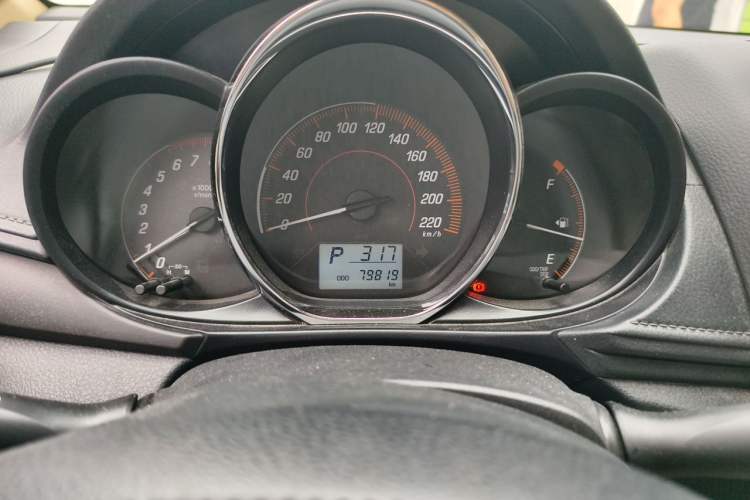 Used Toyota YARiS L Zhi Xiang 2020 1.5L CVT Leading Edition Odometer Close Up