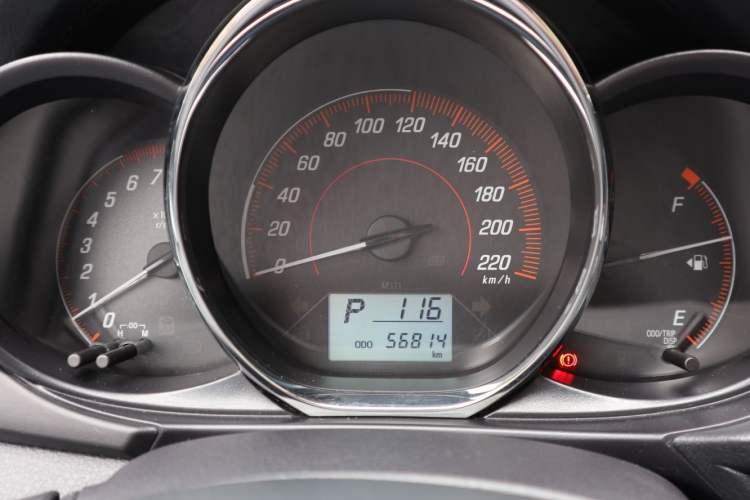 Used Toyota YARiS L Zhi Xiang 2020 1.5L CVT Leading Edition Odometer Close Up