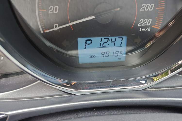 Used Toyota YARiS L Zhi Xiang 2020 1.5L CVT Luxury Edition Odometer Close Up