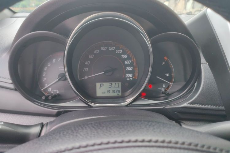 Used Toyota YARiS L Zhi Xiang 2020 1.5L CVT Leading Edition Odometer Close Up
