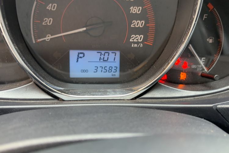 Used Toyota YARiS L Zhi Xiang 2020 1.5L CVT Leading Edition Odometer Close Up