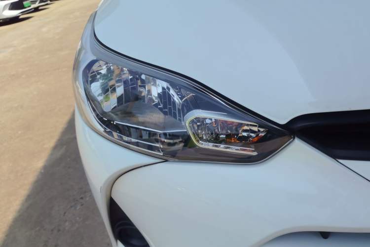 Used Toyota YARiS L Zhi Xiang 2020 1.5L CVT Leading Edition Right Front Headlight
