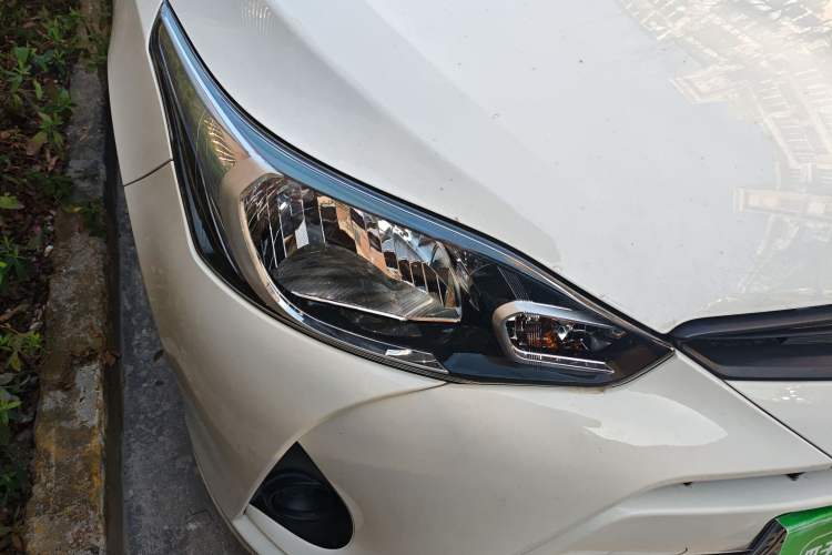 Used Toyota YARiS L Zhi Xiang 2020 1.5L CVT Leading Edition Right Front Headlight