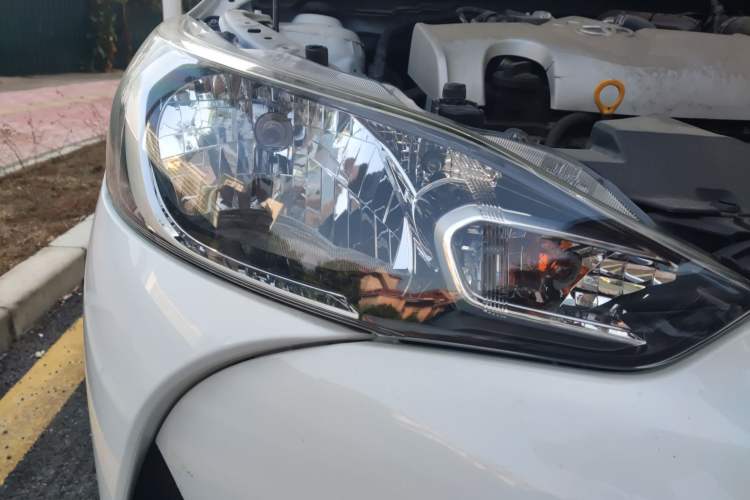 Used Toyota YARiS L Zhi Xiang 2020 1.5L CVT Leading Edition Right Front Headlight