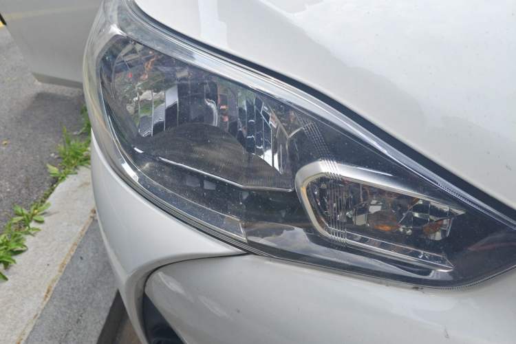 Used Toyota YARiS L Zhi Xiang 2020 1.5L CVT Leading Edition Right Front Headlight