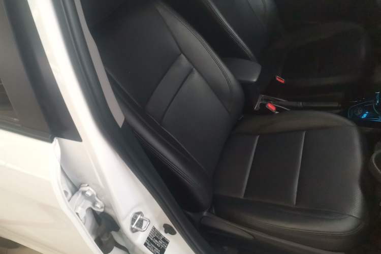 Used Toyota YARiS L Zhi Xiang 2020 1.5L CVT Leading Edition Right Front Seat