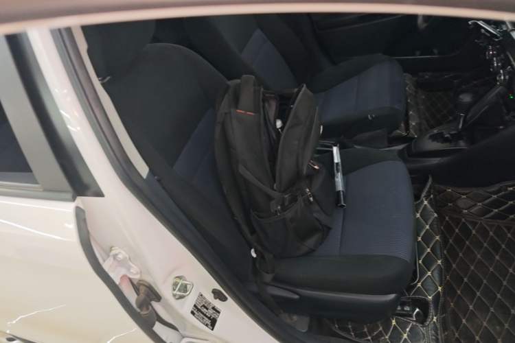 Used Toyota YARiS L Zhi Xiang 2020 1.5L CVT Leading Edition Right Front Seat