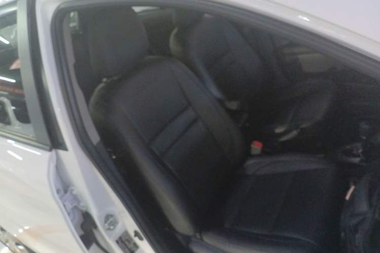 Used Toyota YARiS L Zhi Xiang 2020 1.5L CVT Leading Edition Right Front Seat