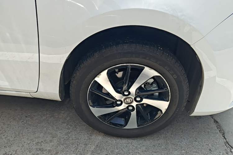 Used Toyota YARiS L Zhi Xiang 2020 1.5L CVT Leading Edition Right Front Wheel Hub