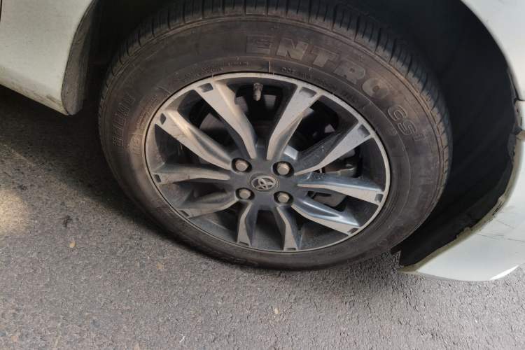 Used Toyota YARiS L Zhi Xiang 2020 1.5L CVT Leading Edition Right Front Wheel Hub